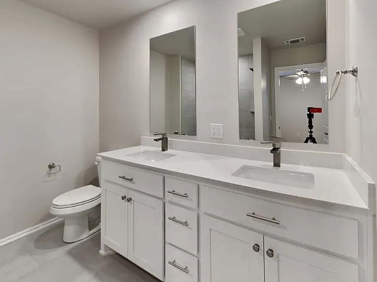 12720 Elba Dr — Photo 10