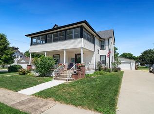 215 E 3rd St, Byron, IL 61010