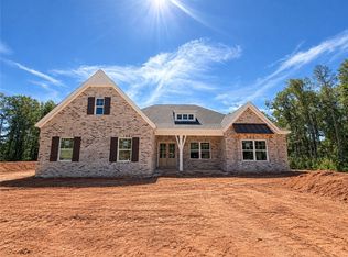 1895 Kennesaw Ln, Auburn, AL 36830