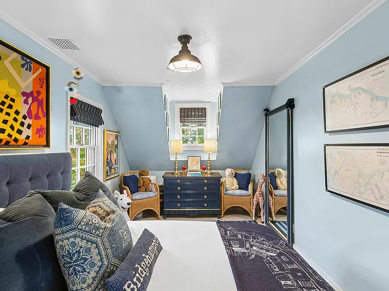 12 Huntington Ln — Photo 42
