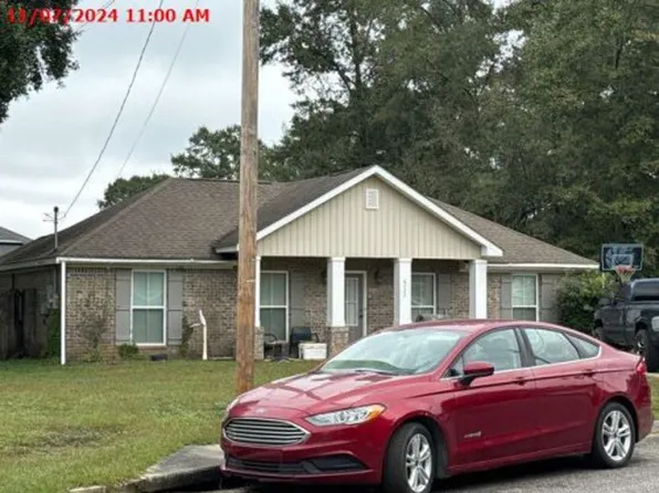 6722 Foxwood Dr, Theodore, AL 36582