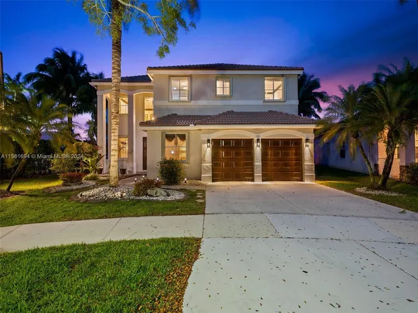 1221 Chenille Cir, Weston, FL 33327