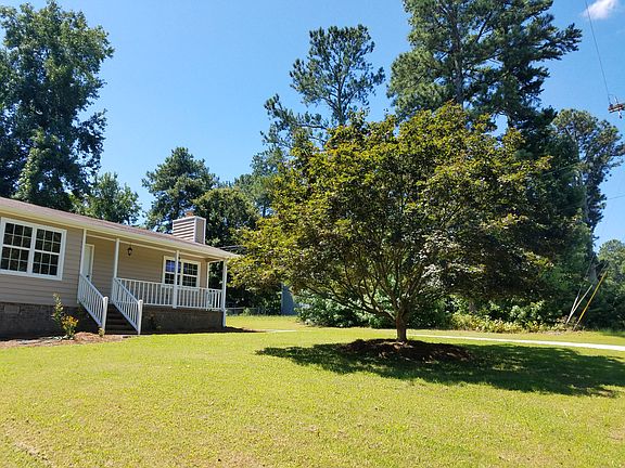 2nd image of 1272 Sommerset Dr
