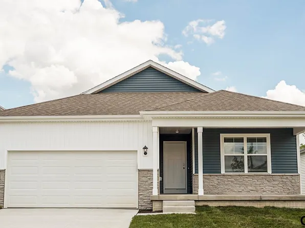 12668 S 205th Ave, Gretna, NE 68028