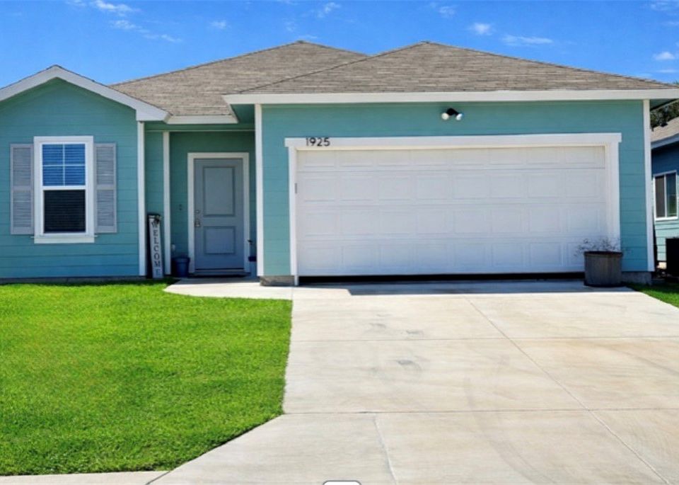 1st image of 1925 Lighthouse Lake Ln