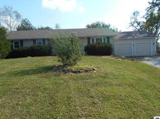 2420 Haskell Rd, Ottawa, KS 66067