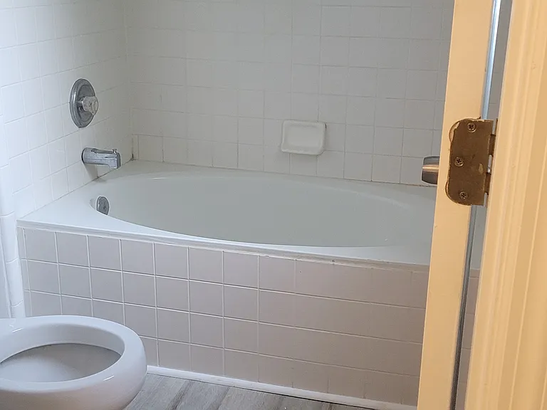 2626 Chateau Ln — Photo 15
