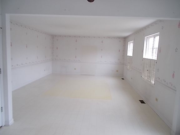 2nd image of 2025 N Masters Ln