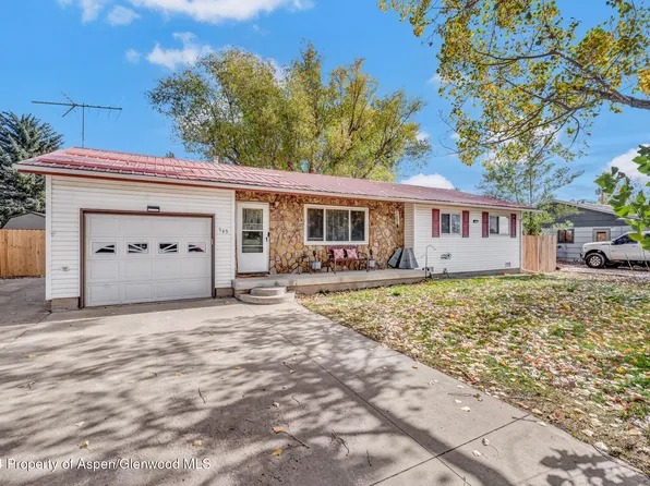 565 Steele St, Craig, CO 81625