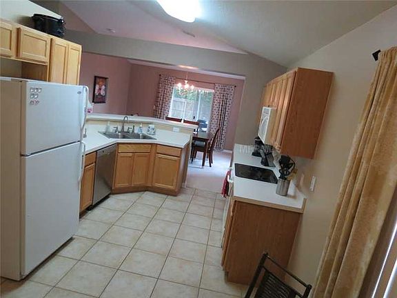 4th image of 16477 Corner Lake Dr