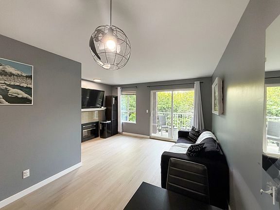 3rd image of 5355 Boundary Rd #208