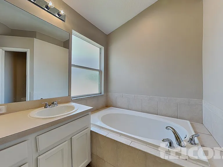 34953 Meadow Reach Dr — Photo 10
