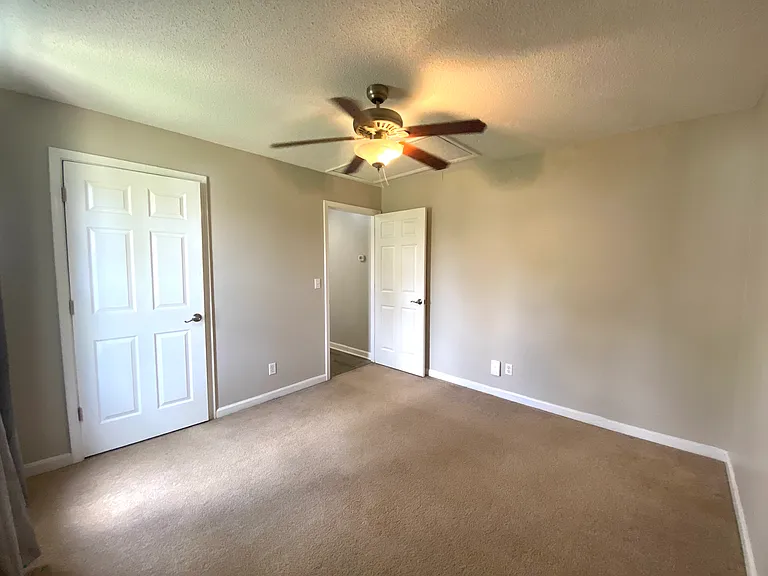 2719 Knob Ct — Photo 17