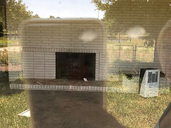 5th image of 5020 Country Club Dr