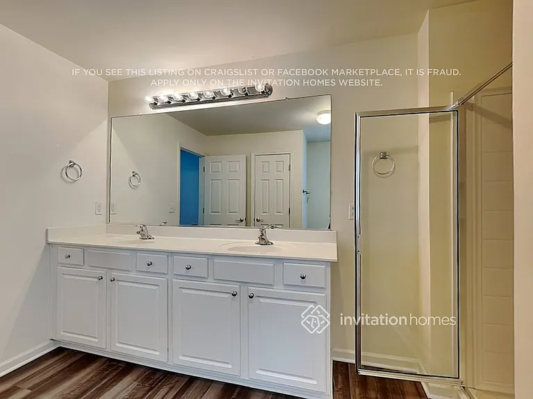 40 Luzelle Dr — Photo 17