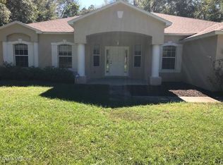 1752 W Lorraine Dr, Citrus Springs, FL 34434