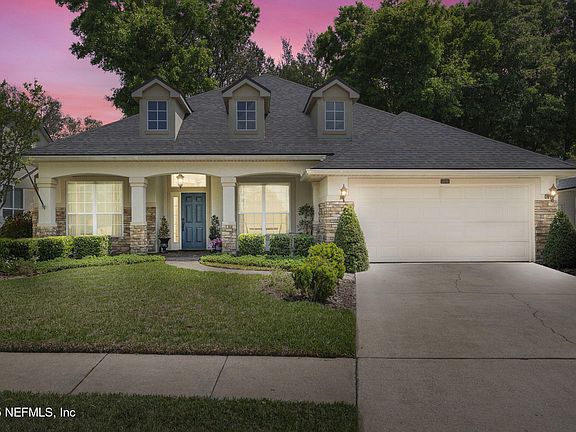 4th image of 11699 DONATO Drive