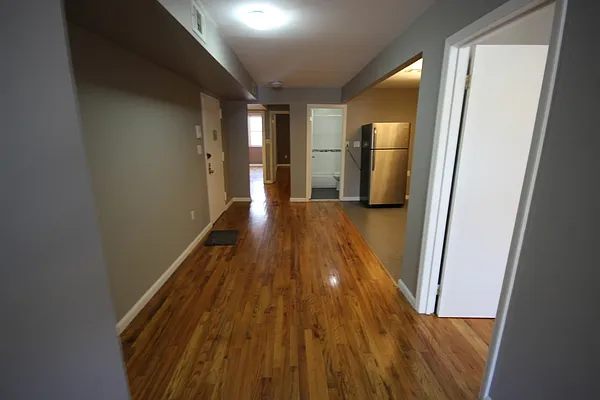 Rented by Evergreen Apartments BK | media 26