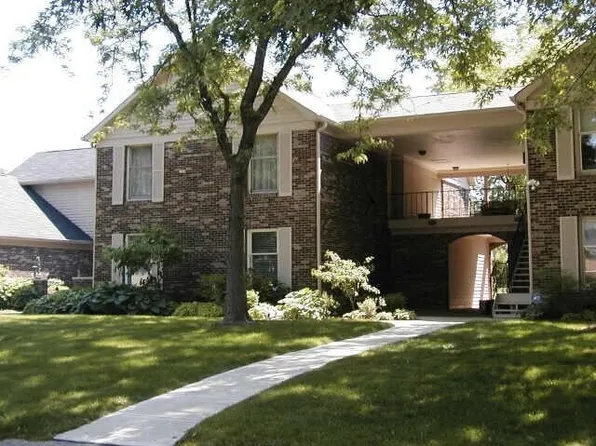 9121 Fordham St, Indianapolis, IN 46268