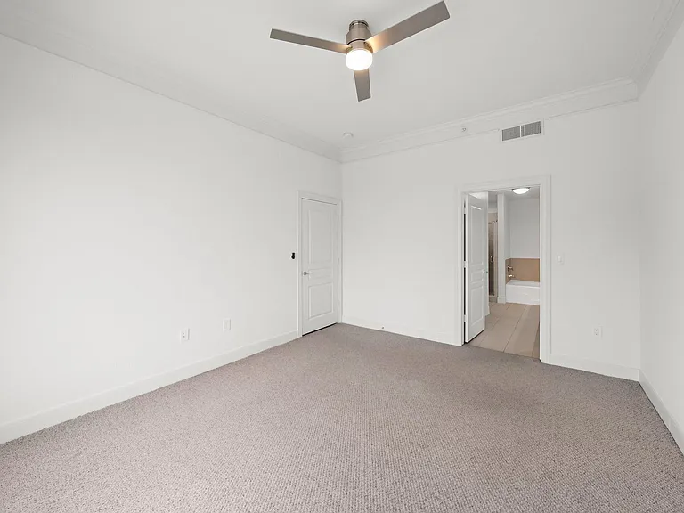 3333 Allen Pkwy #801 — Photo 11
