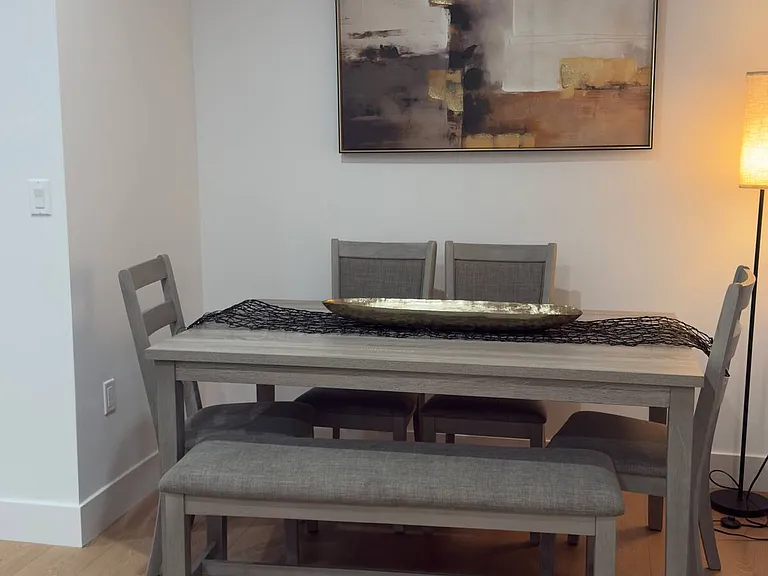 Photos are for sample unit staging only.