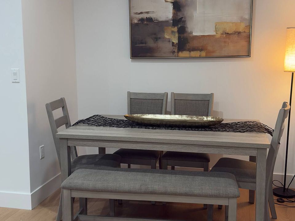 Photos are for sample unit staging only.