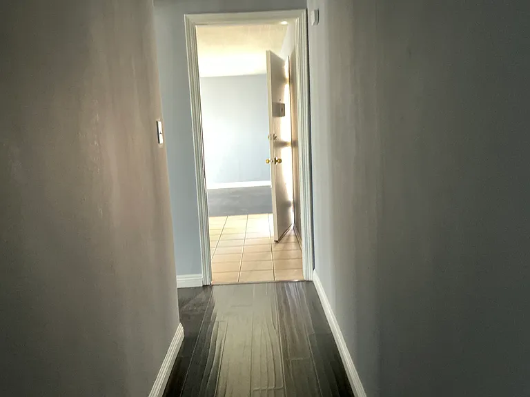 645 Scott Pl #6 — Photo 6