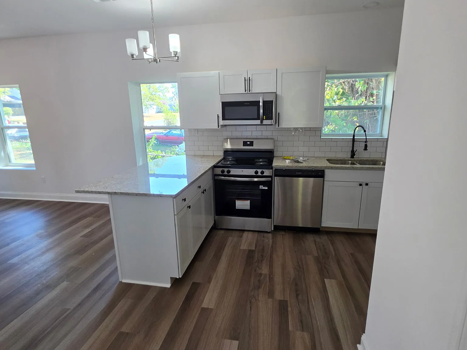 3 bed, 1160 sqft, $1,400 — Photo 4