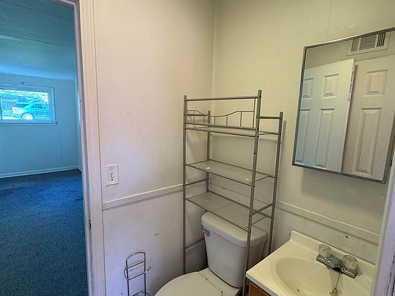 12th image of 3088 Schaefer St
