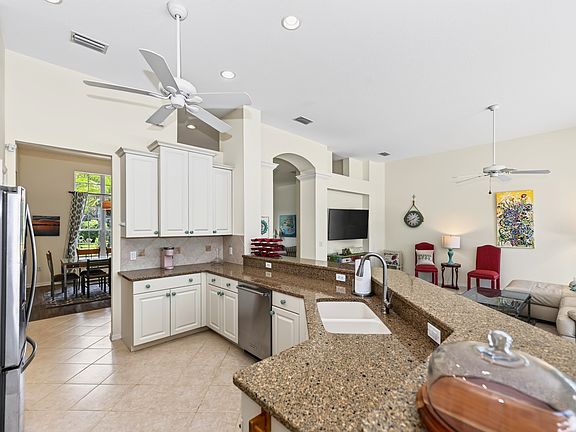 4th image of 8003 Spring Marsh Dr