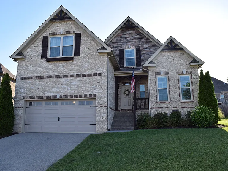 7006 Minor Hill Dr — Photo 1