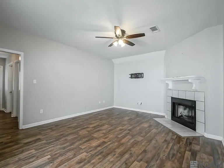 3437 Myrtle Grove Dr — Photo 4
