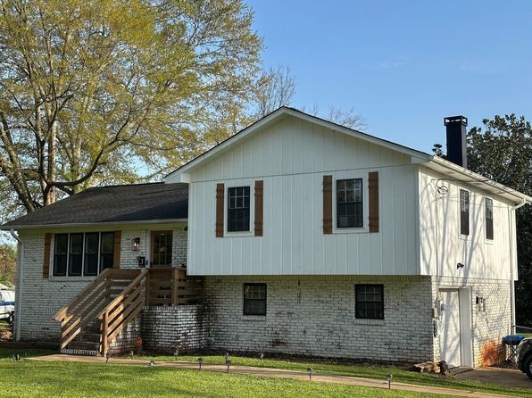 234 Highland Dr