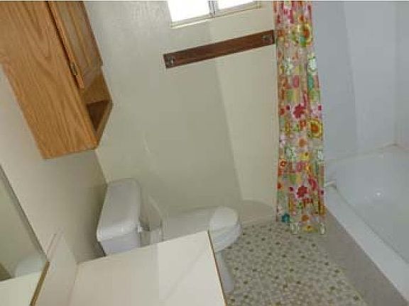 3rd image of 2026 E Glenrosa Ave APT 3