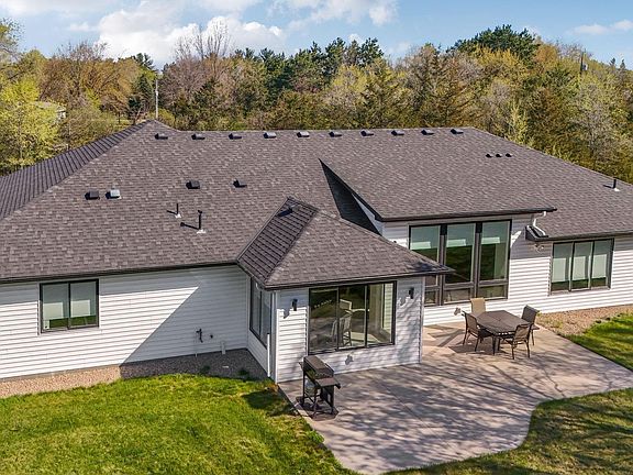 2nd image of 4777 Pine Point Rd