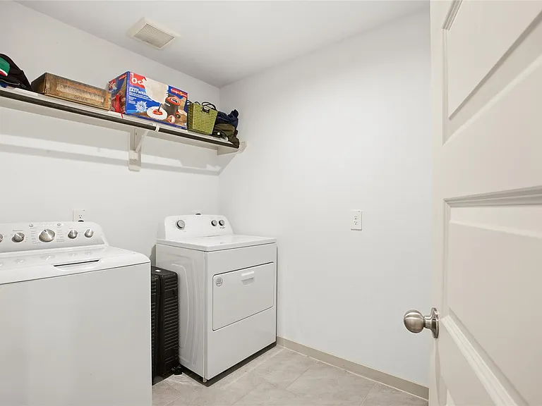 3411 Terrace Landing Ct — Photo 15