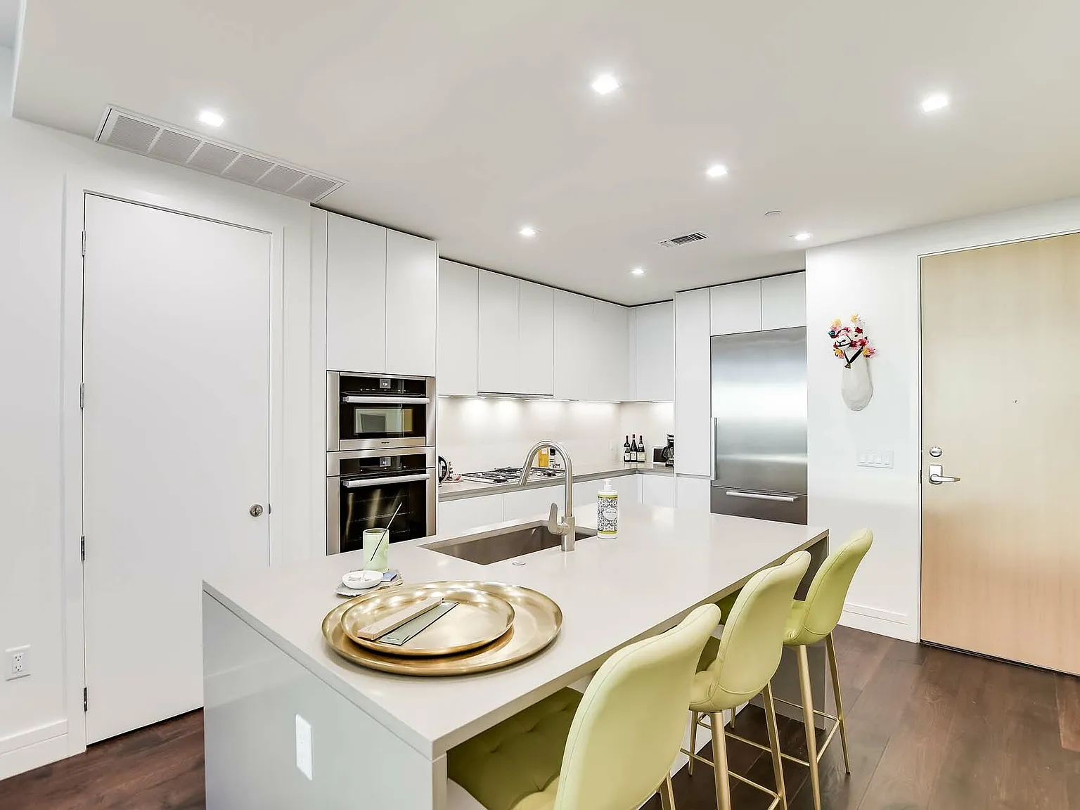 501 West Avenue #3202 — Photo 4