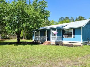 320 Lake Shore Dr, Thomasville, GA 31757