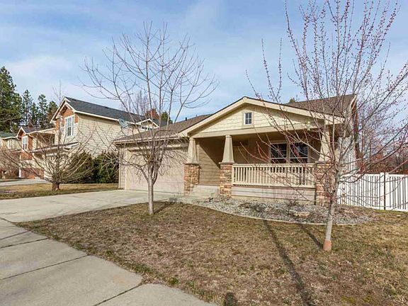 2nd image of 8804 N Sundance Ln