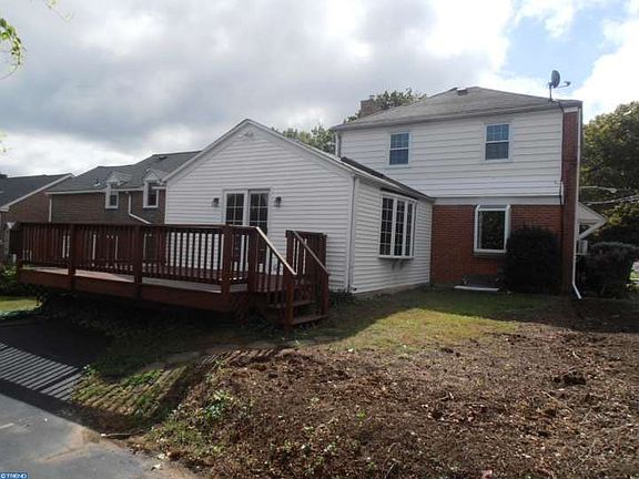 2nd image of 400 Maryland Ave