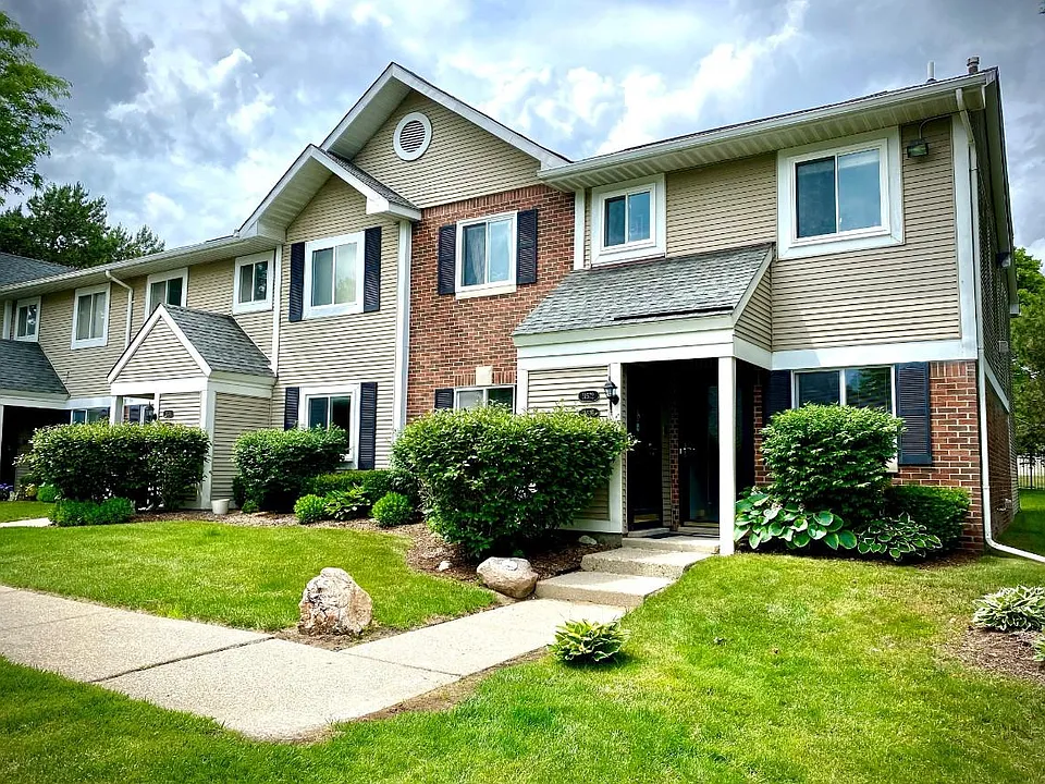 31570 Orchard Crk