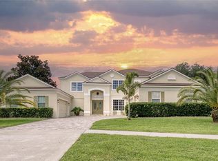 2924 Majestic Isle Dr, Clermont, FL 34711