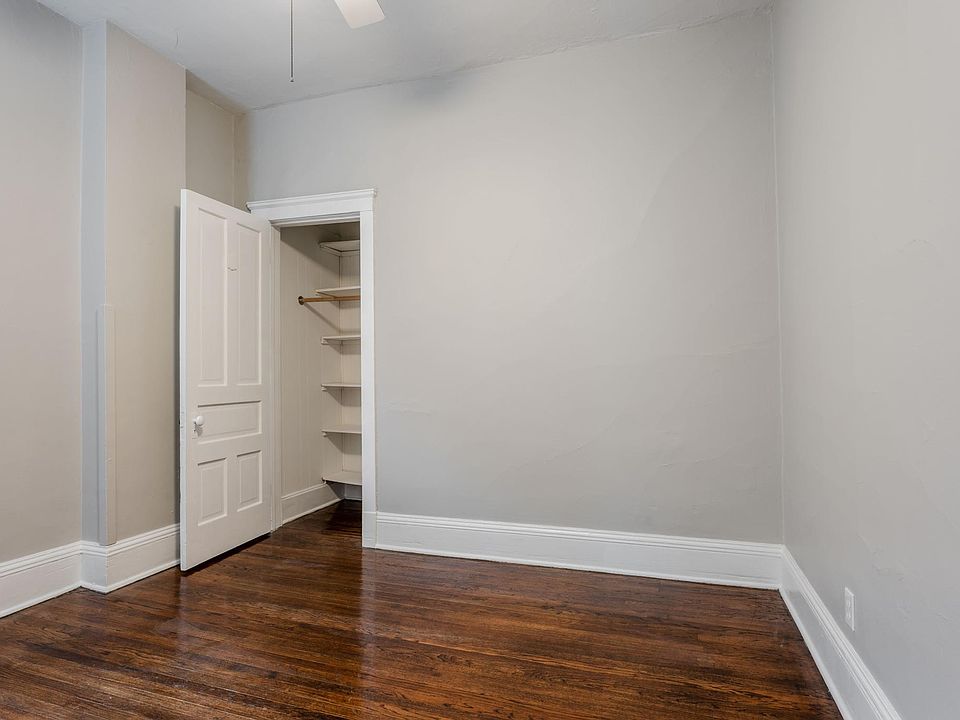 1st image of 2531 N Burling St #3