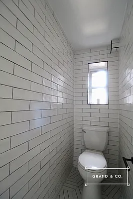 Rented by Grand & Co. | media 19