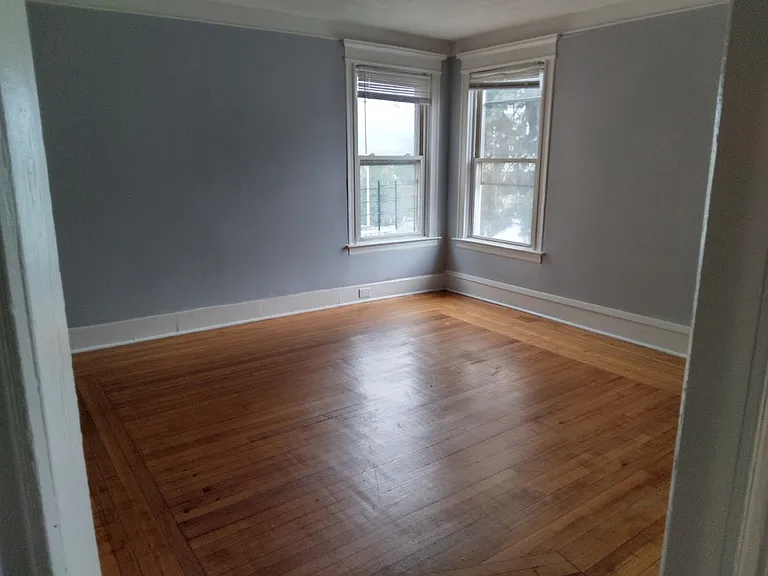 16 Stanley Pl #2 — Photo 1