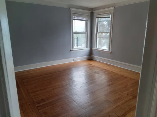 16 Stanley Pl, Yonkers, NY