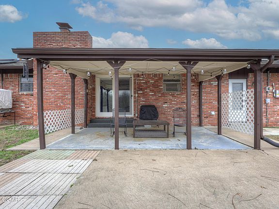 3rd image of 1015 Quail Creek Dr