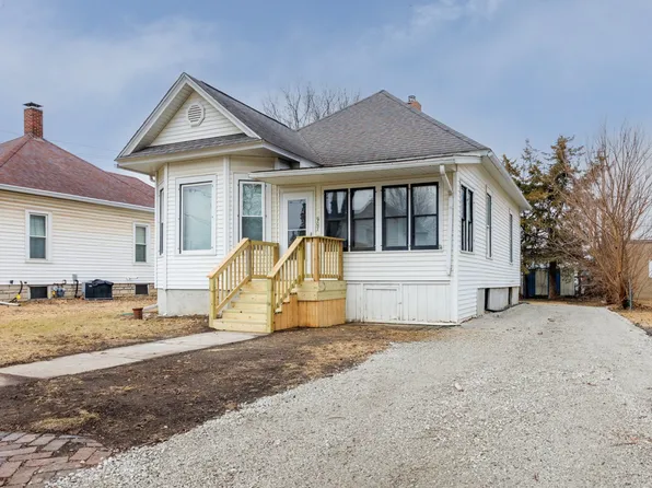 907 E Madison St, Pontiac, IL 61764