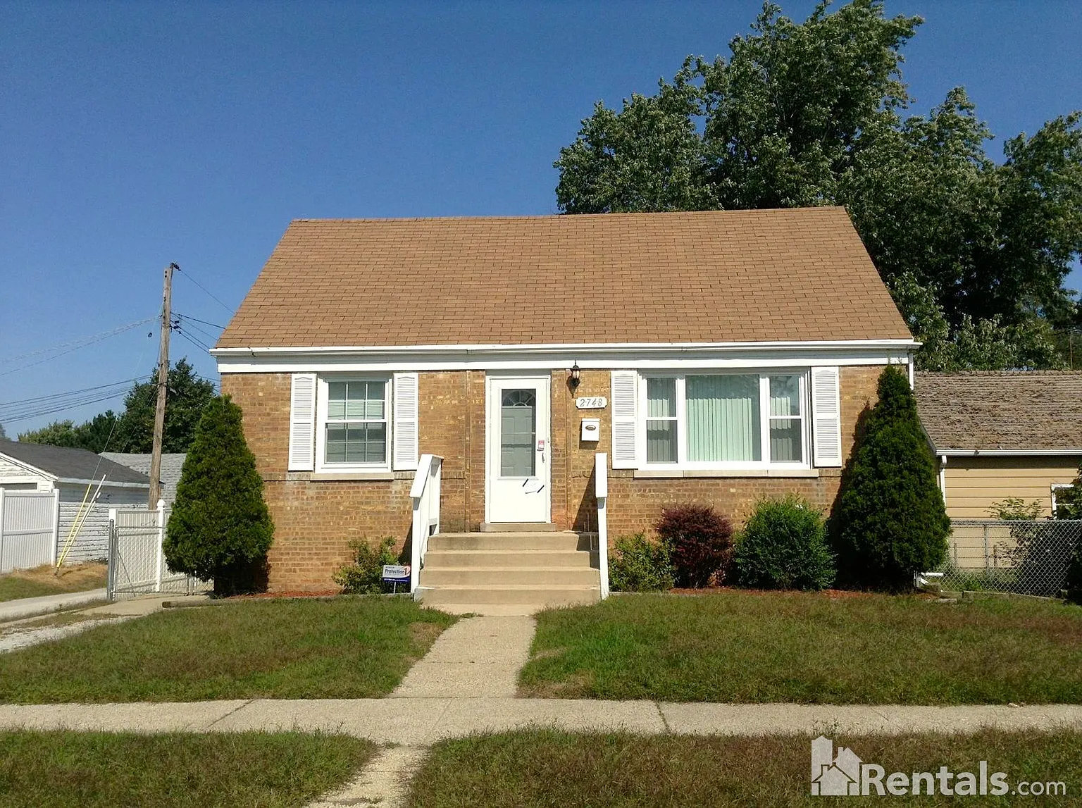 2748 181st St photo 1