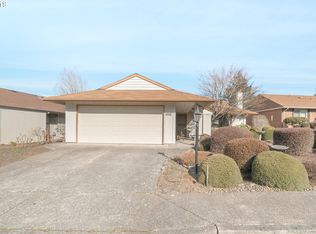 10175 SW Century Oak Dr, Tigard, OR 97224